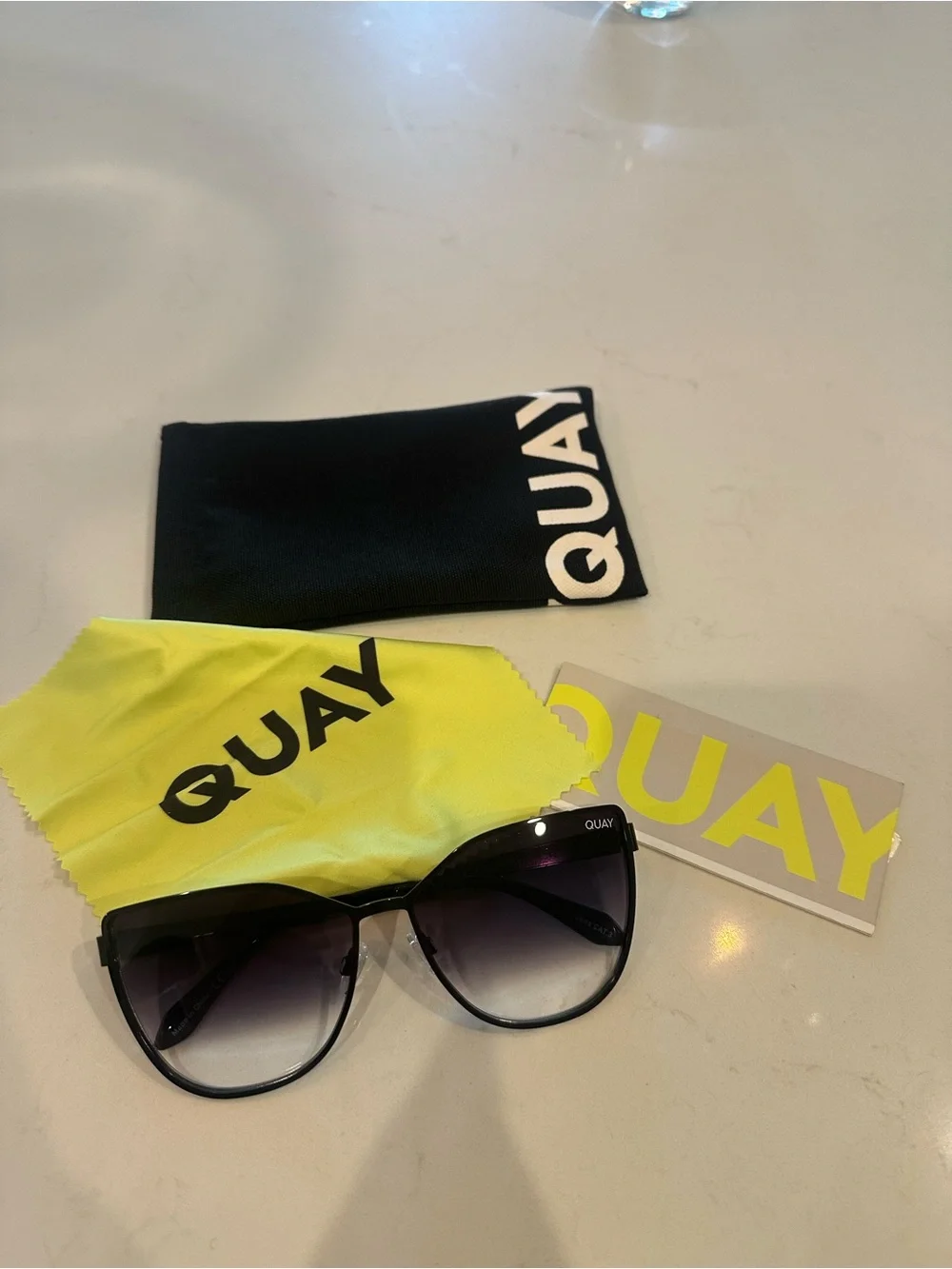 Quay Australia Black Gradient Lens Sunglasses with Yellow Cleaning Cloth